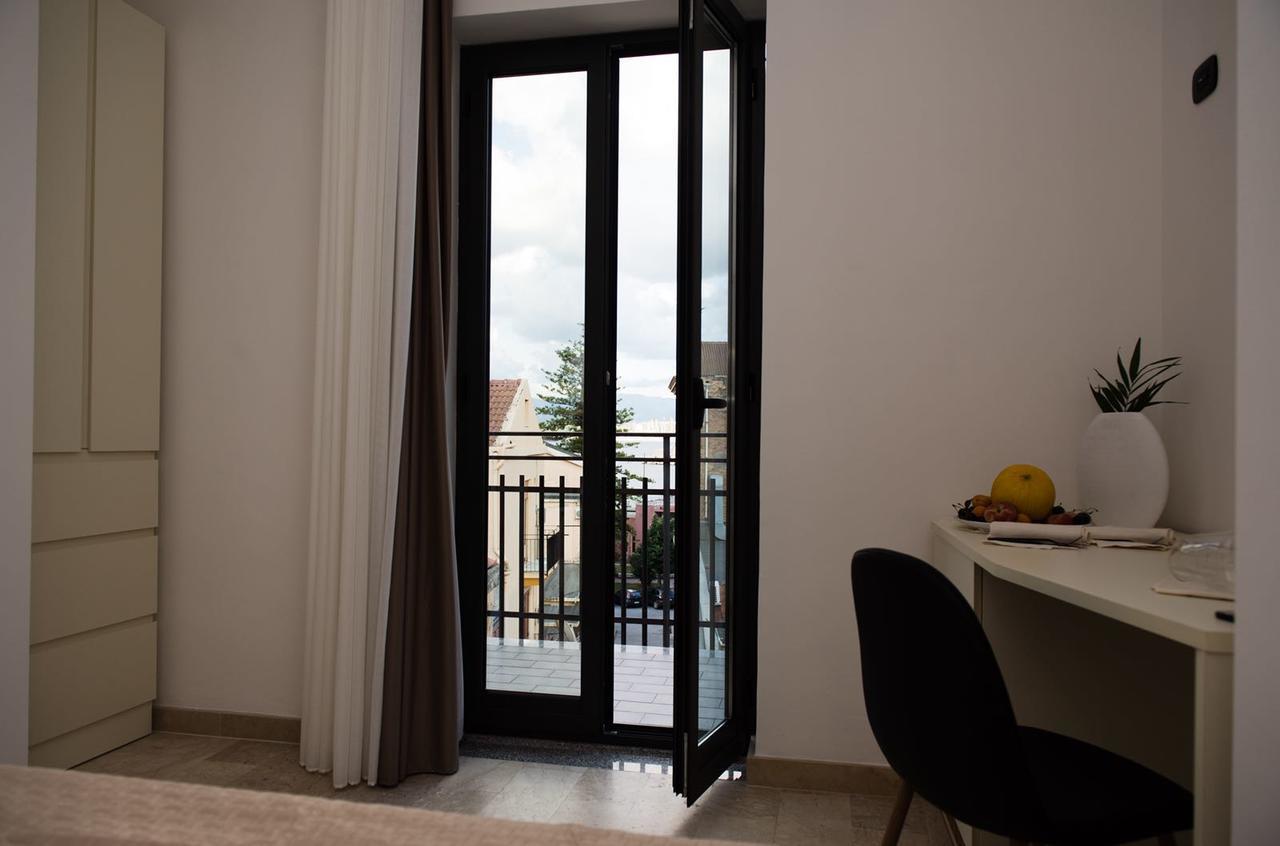 Albergo Milazzo Inn Aimori Bagian luar foto
